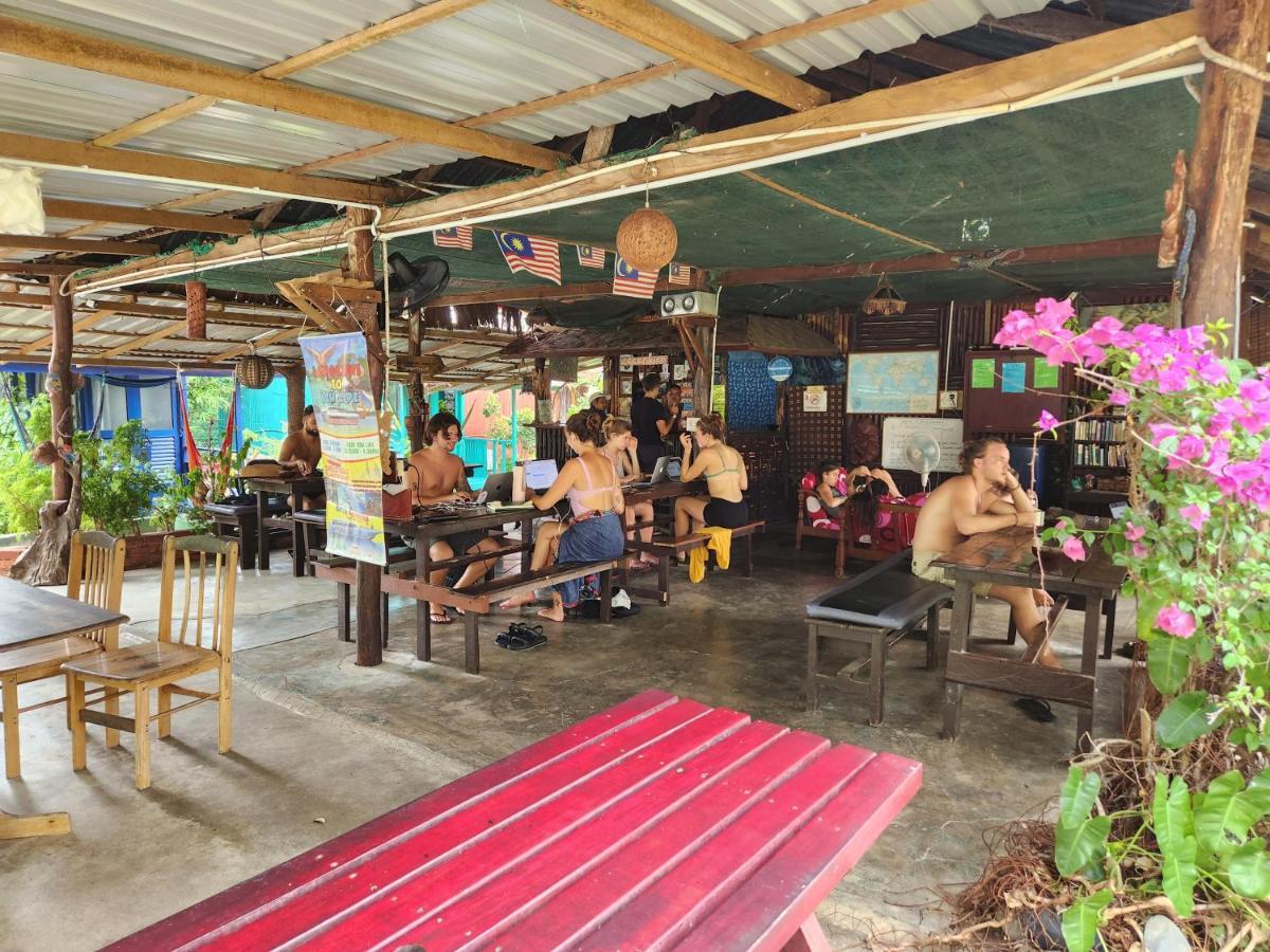פנתאי צנאנג Gecko Guesthouse מראה חיצוני תמונה