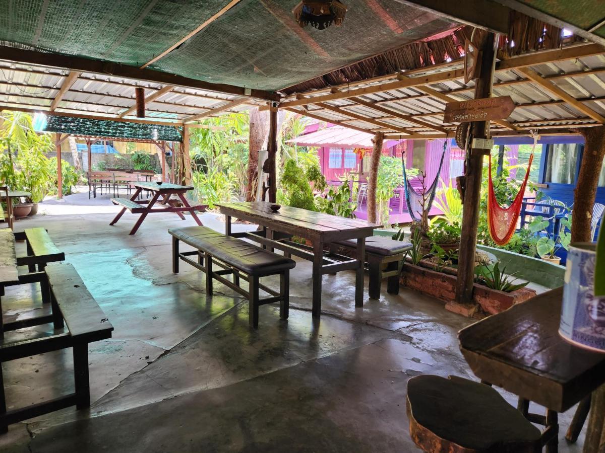 פנתאי צנאנג Gecko Guesthouse מראה חיצוני תמונה