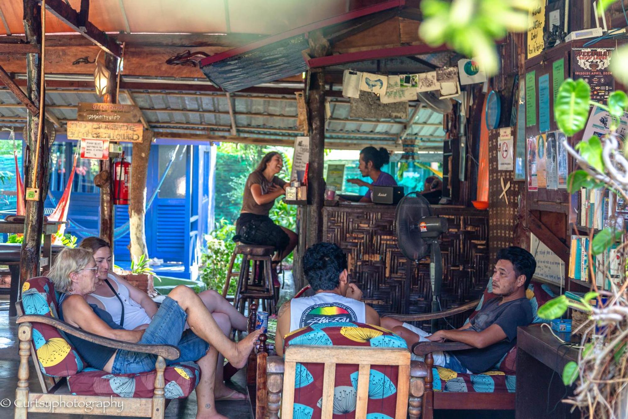 פנתאי צנאנג Gecko Guesthouse מראה חיצוני תמונה