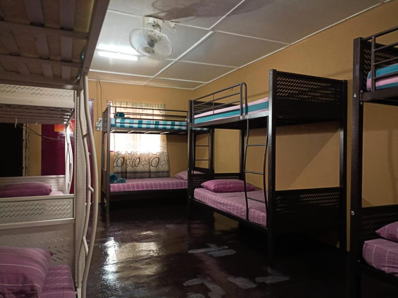 פנתאי צנאנג Gecko Guesthouse מראה חיצוני תמונה