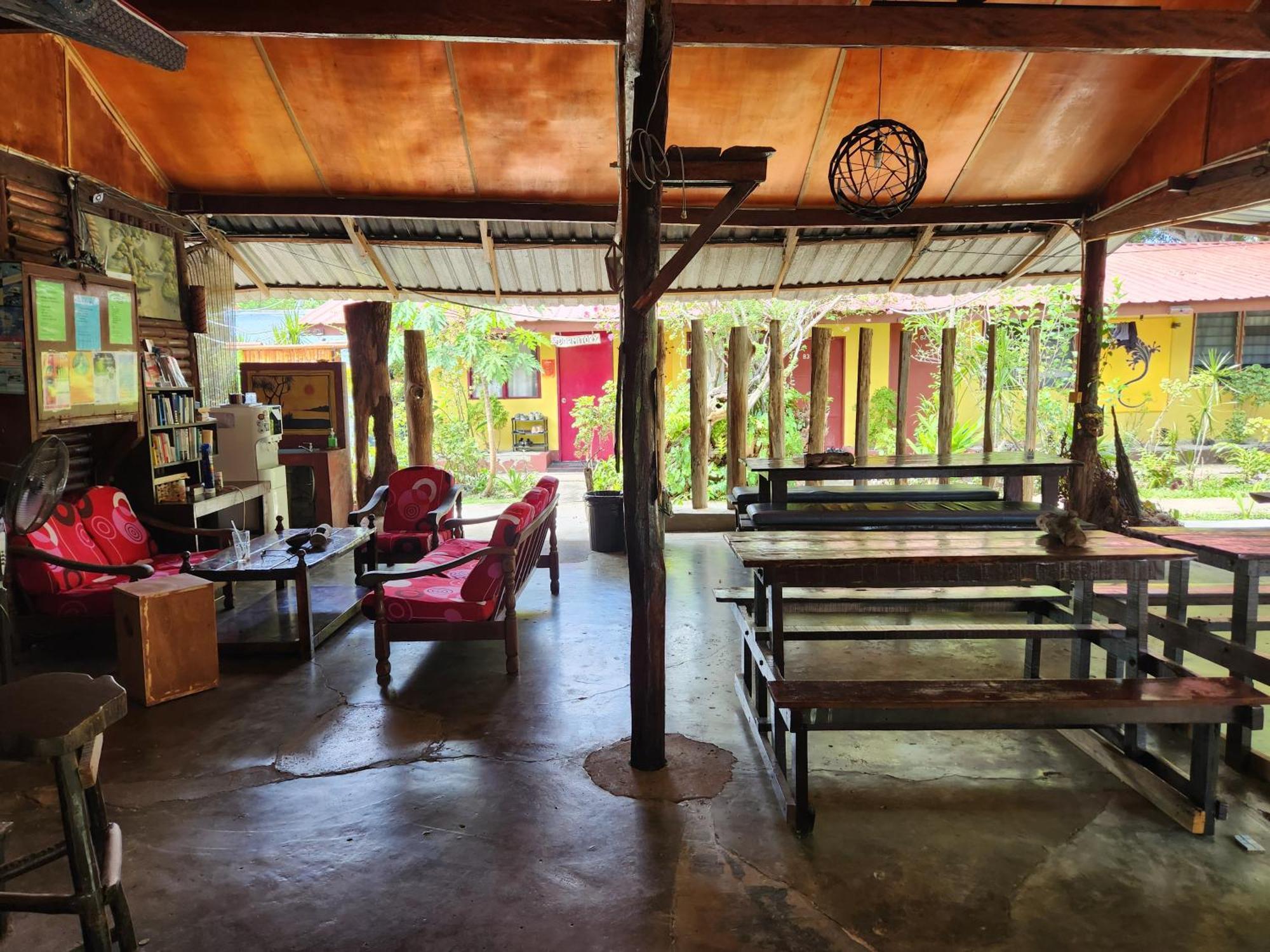 פנתאי צנאנג Gecko Guesthouse מראה חיצוני תמונה