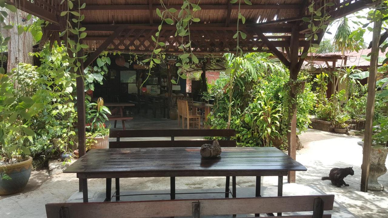 פנתאי צנאנג Gecko Guesthouse מראה חיצוני תמונה